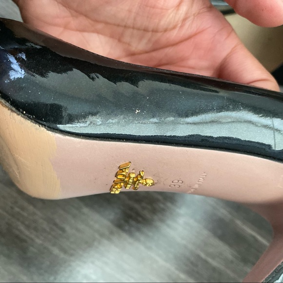 Prada Black Peep Toe Classic Glossy Black Pumps 39 - Picture 5 of 9
